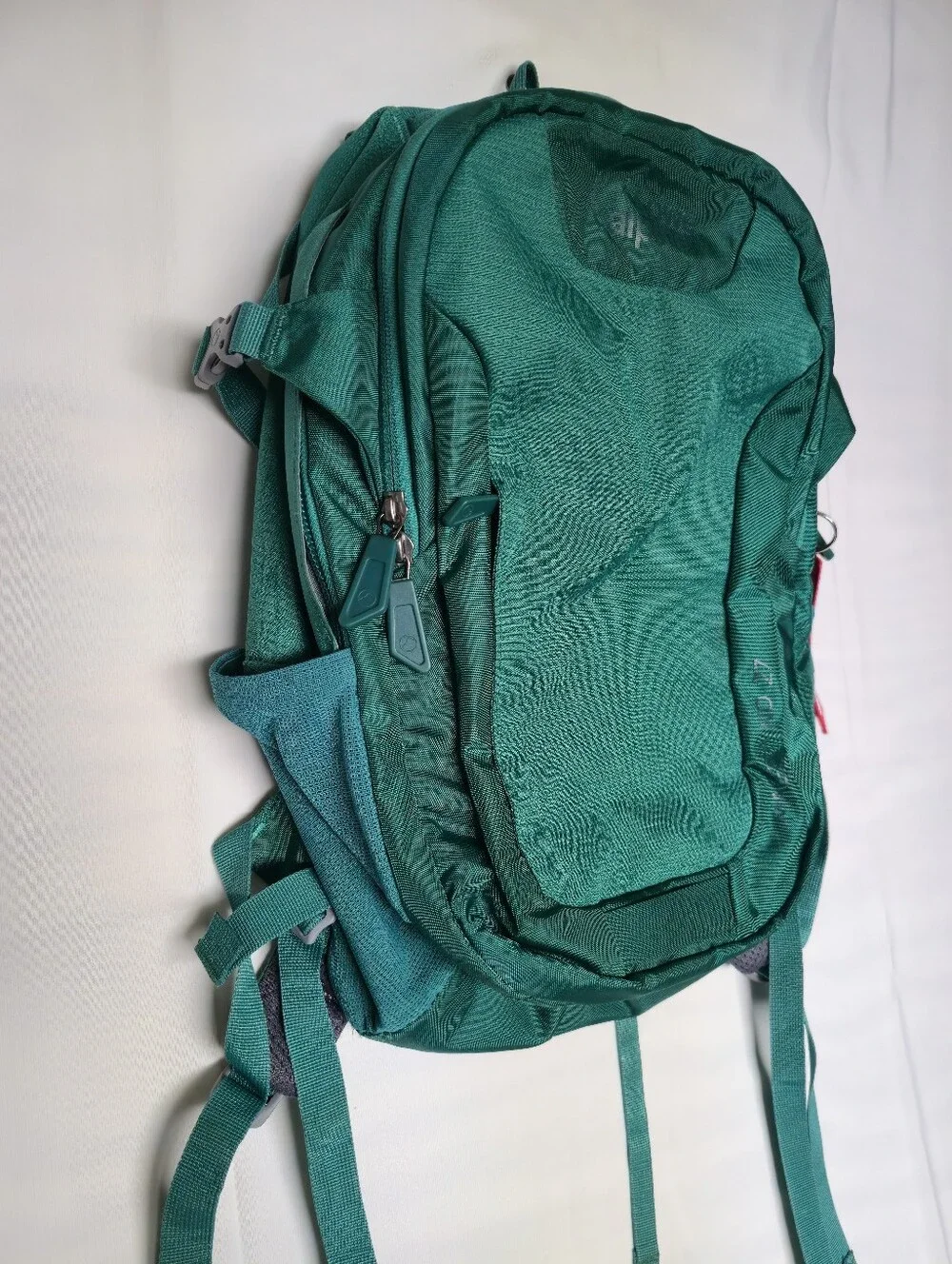 Lowe Alpine Magma 28L Outdoor Hiking Travel Laptop Backpack Daypack